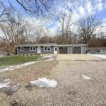 103 Walnut St Sioux Rapids IA 50585.