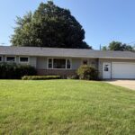 209 E Cleveland Street, Holstein, Iowa 51025